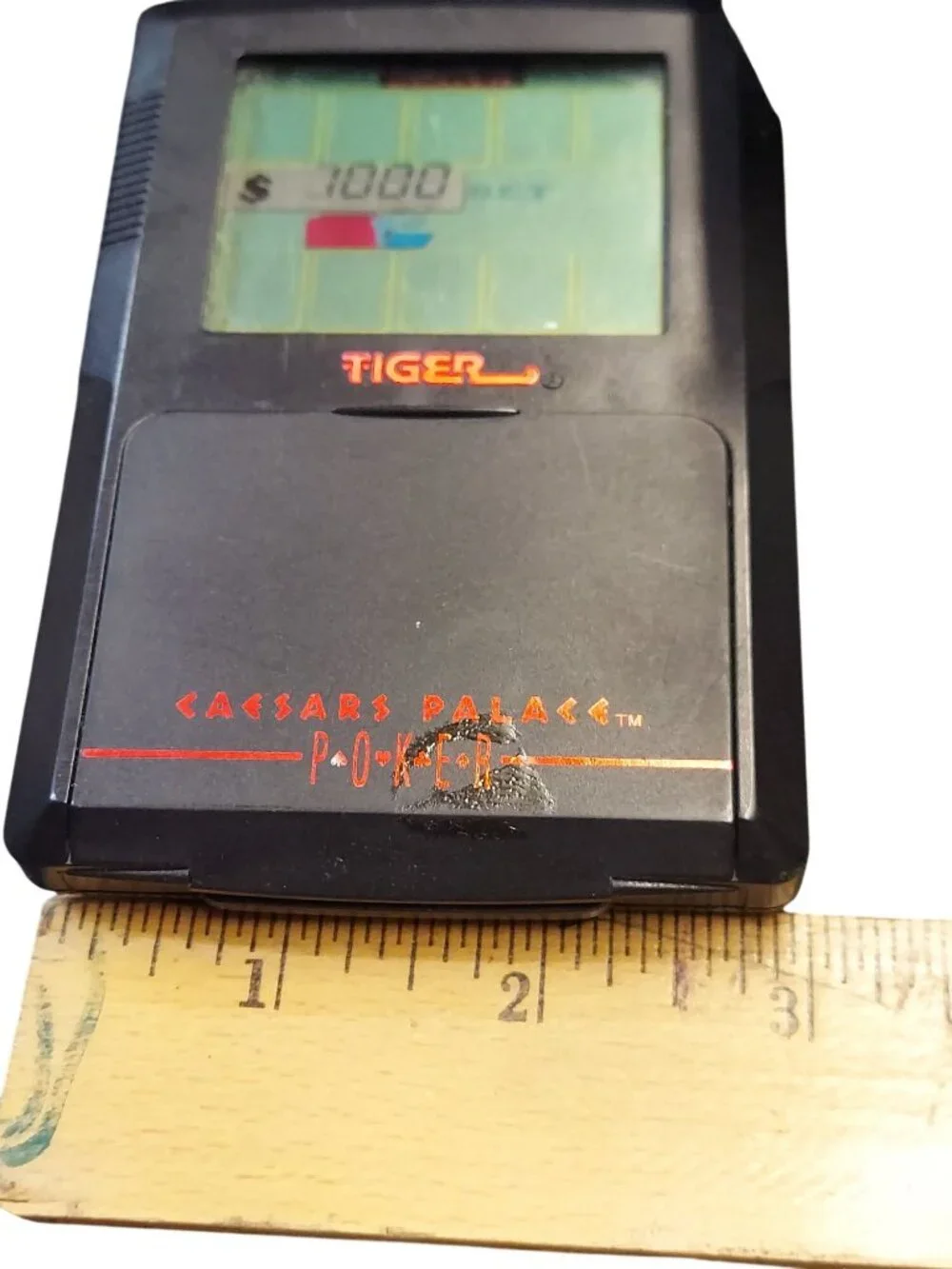 Caesars Palace Poker 1993 Tiger Handheld Electronic Game Vintage 1416